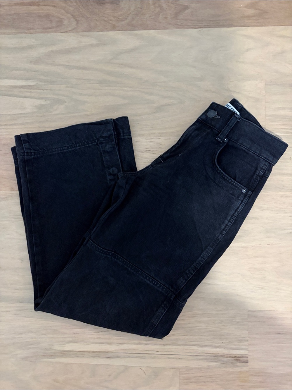 So trendy!! We The Free Benji relaxed wide-leg Jean, 25, EUC